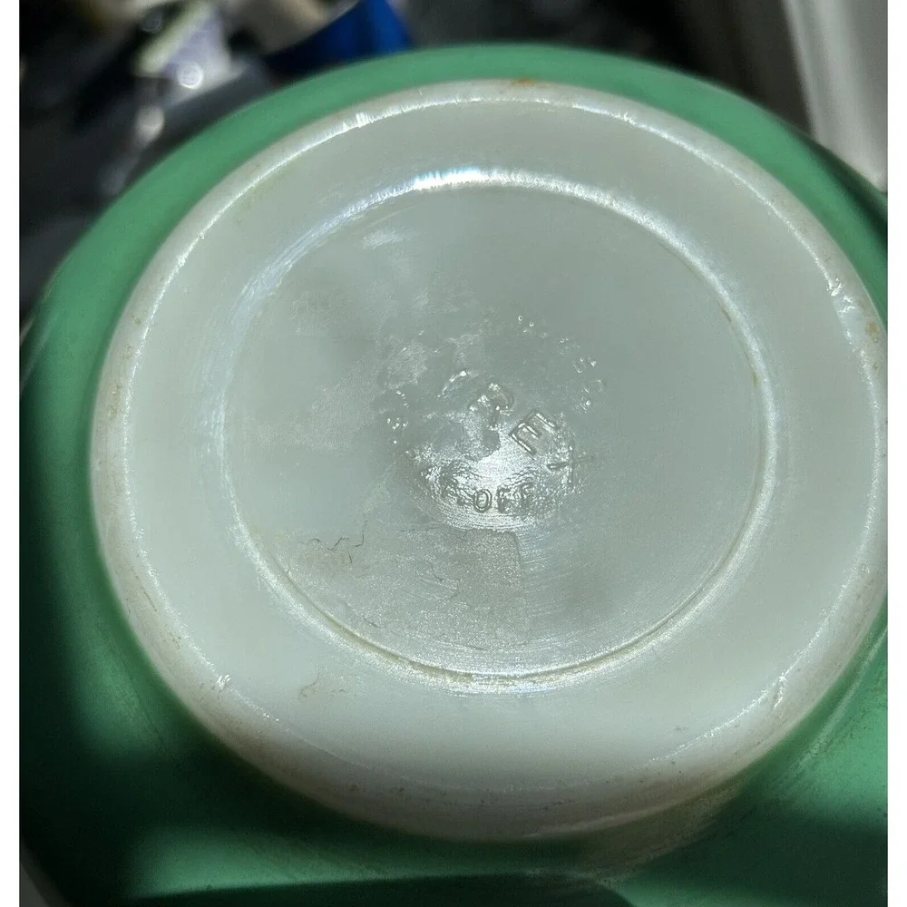 Pyrex preowned no